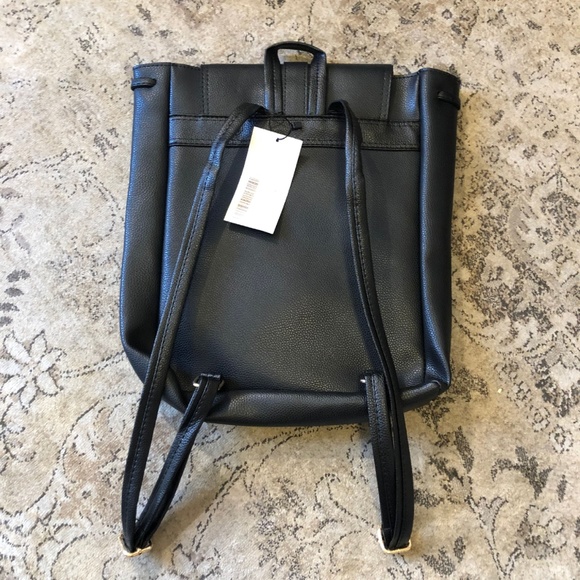 NWT - WANT Wolf Pack Faux Leather Backpack - Black - Picture 4 of 5